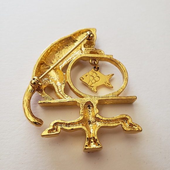 Vintage Signed Avon Gold Tone Cat Fish Bowl Dangle Claw Foot Table Brooch Pin - Picture 4 of 6